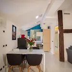 Urbanicooh Azzoguidi - Torre Asinelli View * Μπολόνια