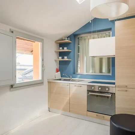 Urbanicooh Azzoguidi - Torre Asinelli View Apartamento *