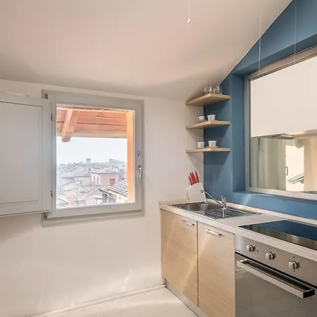 Apartment Urbanicooh Azzoguidi - Torre Asinelli View Bologna