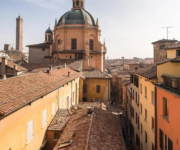 Urbanicooh Azzoguidi - Torre Asinelli View